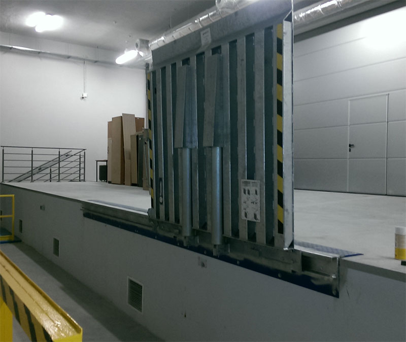 Mostki przeładunkowe